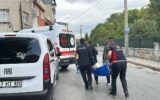 Yalnız yaşayan adam evinde düştü… Ekipler pencereden girdi