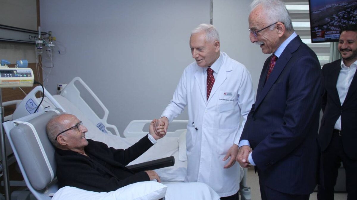 CHP eski Genel Başkanı Hikmet Çetin taburcu edildi