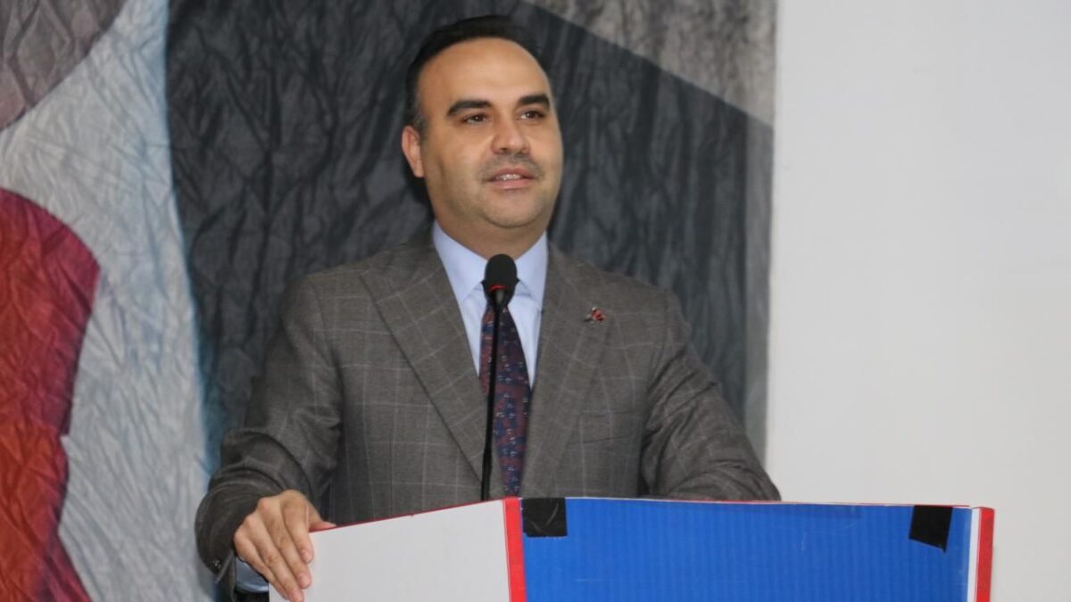 Bakan Kacır: Hak edilen refah seviyesine Terörsüz Türkiye ile ulaşılacak Bakan Kacır: Hak edilen refah seviyesine Terörsüz Türkiye ile ulaşılacak