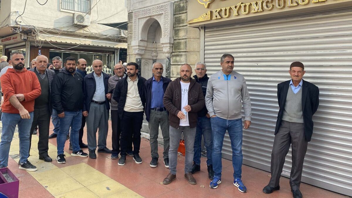 Manisa’da kuyumcu dolandırıcılığı: 300 kişi mağdur! Manisa’da kuyumcu dolandırıcılığı: 300 kişi mağdur!