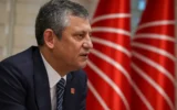 Siyasilere ‘yeni yıl’ telefonu: Sadece tek bir partiyi aramadı Siyasilere ‘yeni yıl’ telefonu: Sadece tek bir partiyi aramadı