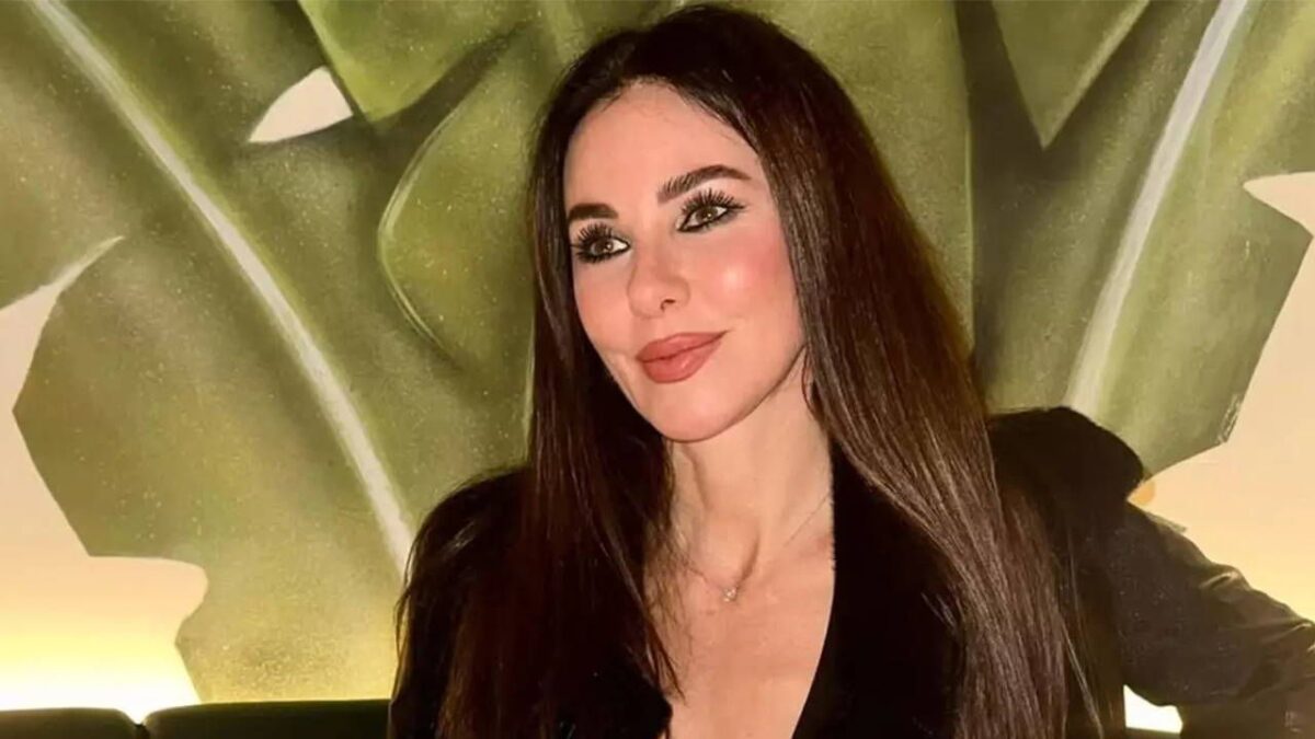 Defne Samyeli isyan etti: “Bu bir ihbar yazısıdır” Defne Samyeli isyan etti: “Bu bir ihbar yazısıdır”