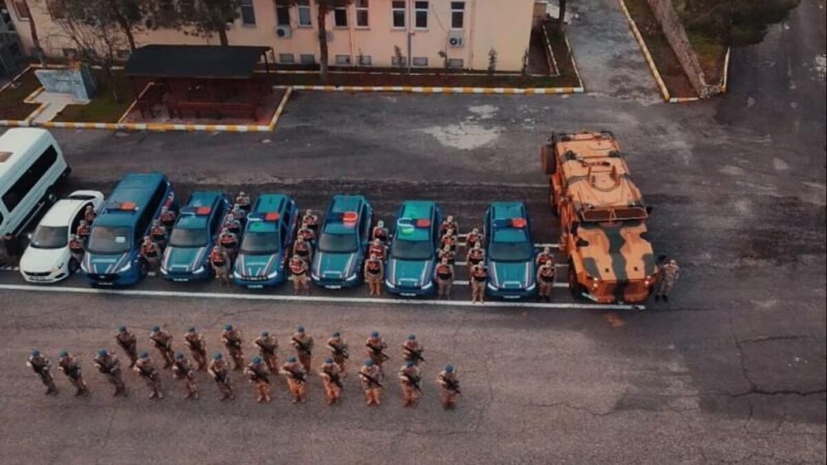12 ilde 14 organize suç örgütü çökertildi 12 ilde 14 organize suç örgütü çökertildi