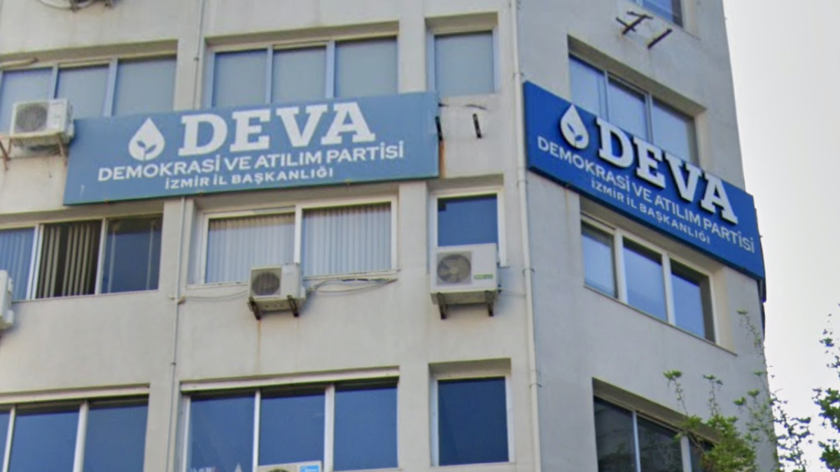 DEVA Partisi’nde flaş istifa: İl Başkanı görevi bıraktı DEVA Partisi’nde flaş istifa: İl Başkanı görevi bıraktı
