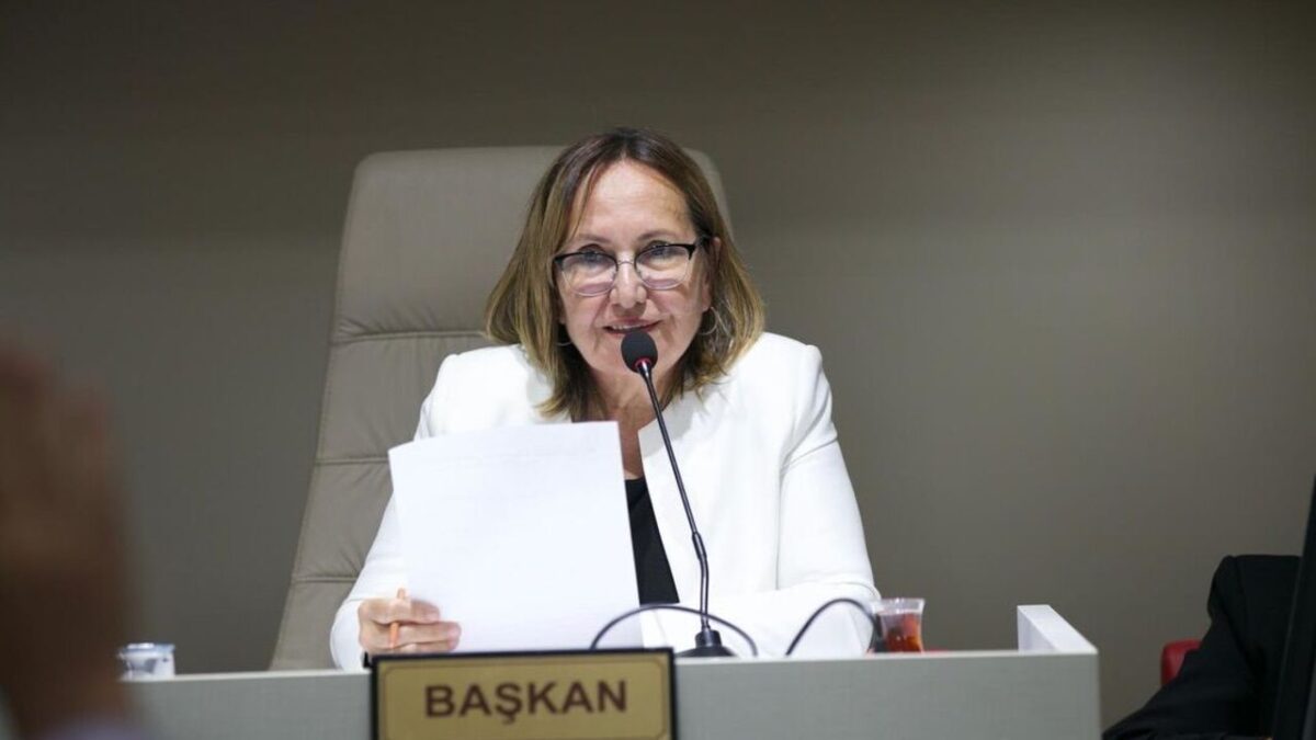 Başkanvekili seçimi tamam… Güzelbahçe’de Ayşe Akın dönemi Başkanvekili seçimi tamam… Güzelbahçe’de Ayşe Akın dönemi