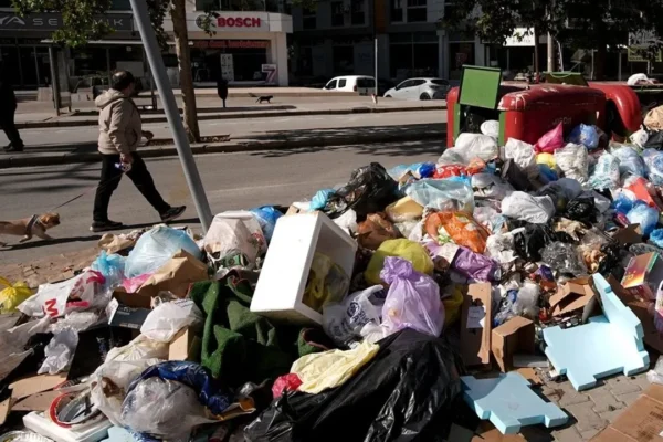 Tabip Odası’ndan açıklama: Karşıyaka için salgın u... Tabip Odası’ndan açıklama: Karşıyaka için salgın u...
