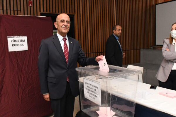 İTB’de zafer Tuncer’in! İTB’de zafer Tuncer’in!