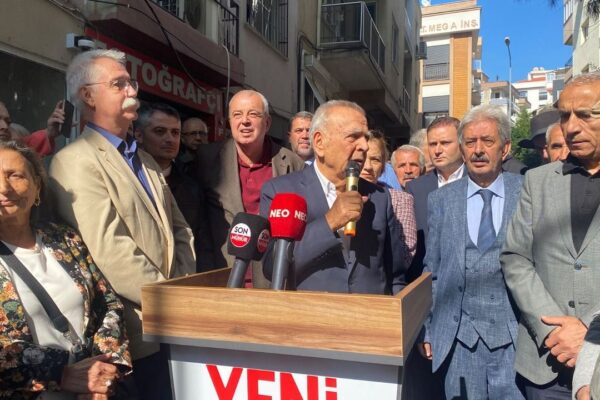 Kocaoğlu’ndan rakibe gönderme: Çağatay Güç, bu dön... Kocaoğlu’ndan rakibe gönderme: Çağatay Güç, bu dön...